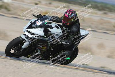 media/Oct-02-2025-Racers Edge (Thu) [[2c91cb6ab3]]/3-B Group/Session 1-Turn 9 Inside (1020am)/